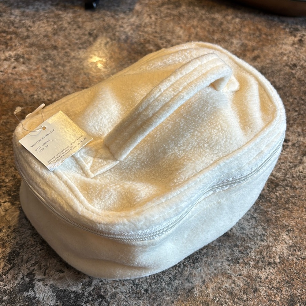 NWT scarf, hat and gloves, cream colored. Liz Claiborne.